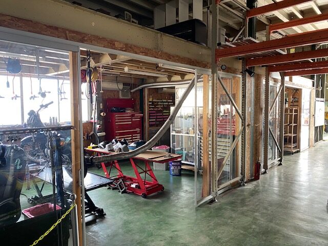 ばいく倉庫 ピットスペース